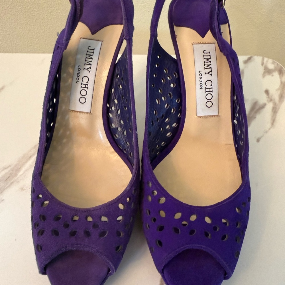 Jimmy Choo Nova Purple Suede Lazer Cut Heels, Size 37 (7 US,) EUC - Picture 4 of 10